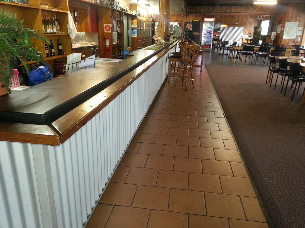 Tullah Tavern Eksteriør billede